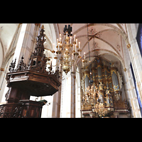 Zwolle, Grote of Sint Michaelskerk, Orgel und Altar