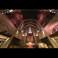 Los Angeles, First Congregational Church, Blick vom Spieltisch nach oben zu den beiden Teilen der Chancel Organ