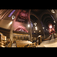 Los Angeles, First Congregational Church, Spieltisch, South Chancel Organ mit Blick ins Langhaus und zur West Gallery Organ