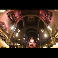 Los Angeles, First Congregational Church, Blick vom Chor auf die Chancel Organs und zur Hauptorgel (West Gallery)
