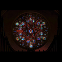 Los Angeles, First Congregational Church, Buntglas-Rosette an der Westwand hinter der Gallery Organ (Hauptorgel)