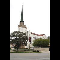 Los Angeles, Westwood United Methodist Church, Ansicht von Nordosten