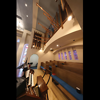Los Angeles, Westwood United Methodist Church, Blick vom Spieltisch hoch zum Prospekt der Gallery Organ